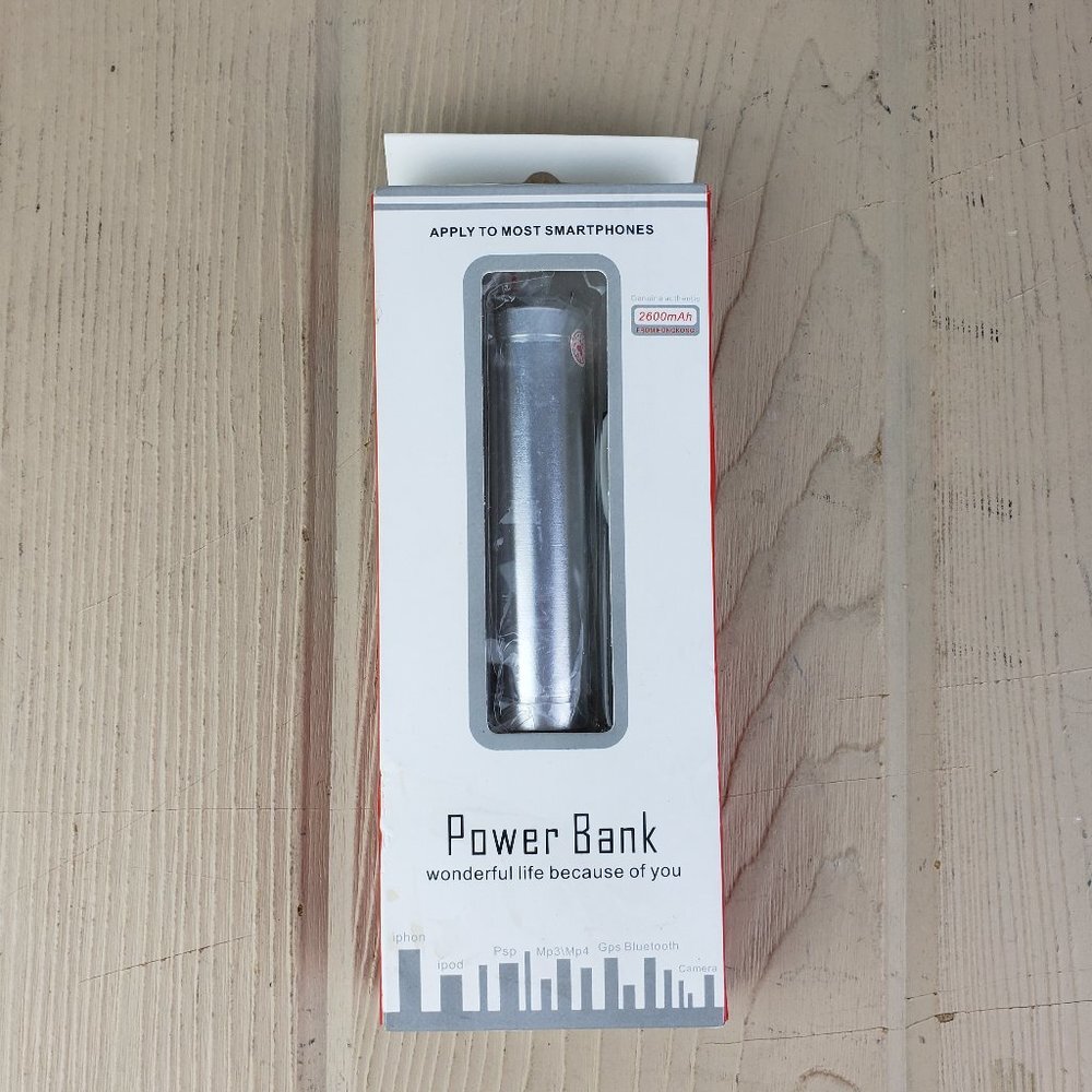 Power Bank External Power Tube NWT